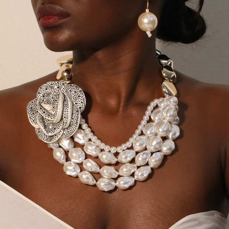 Pearl Rose Necklace Set