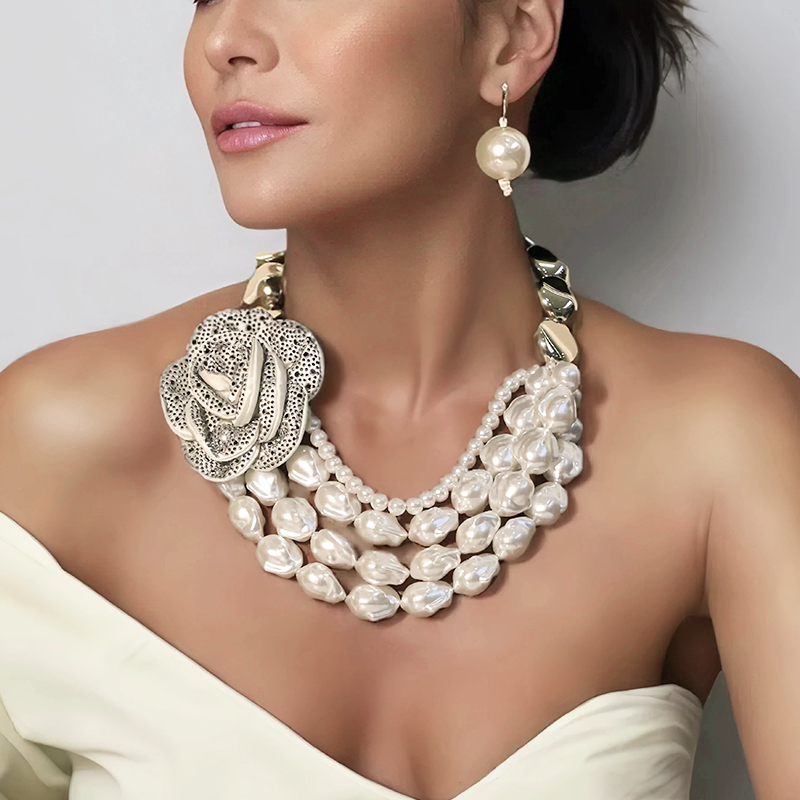 Pearl Rose Necklace Set